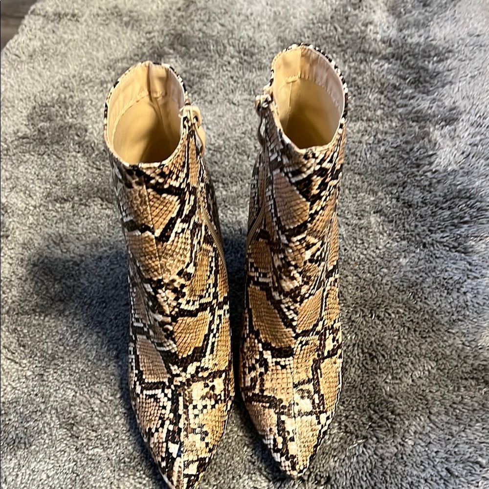 Snakeskin Pattern Women's Ankle Boots